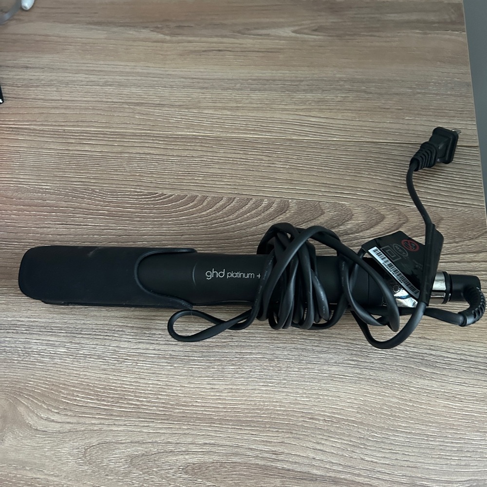ghd Platinum+ Styler 1-Inch Flat Iron